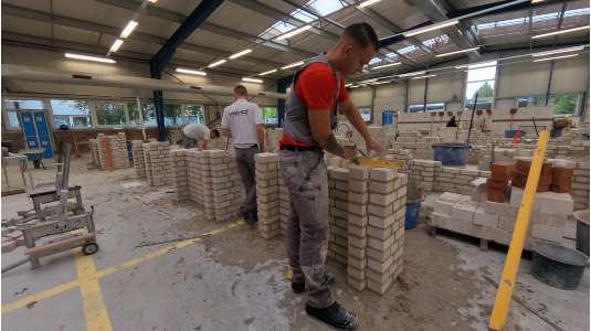 Maurer - Deutsche Meisterschaft im Handwerk